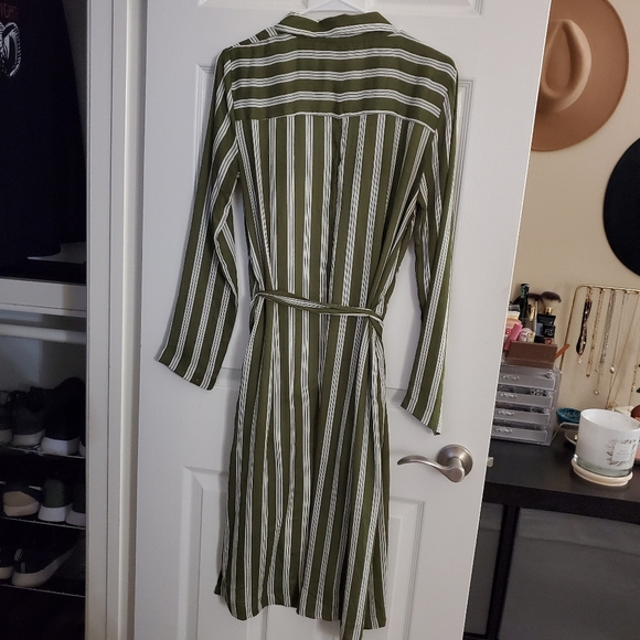 NWOT Cool As Can Be Olive Green Striped Duster - Picture 8 of 8
